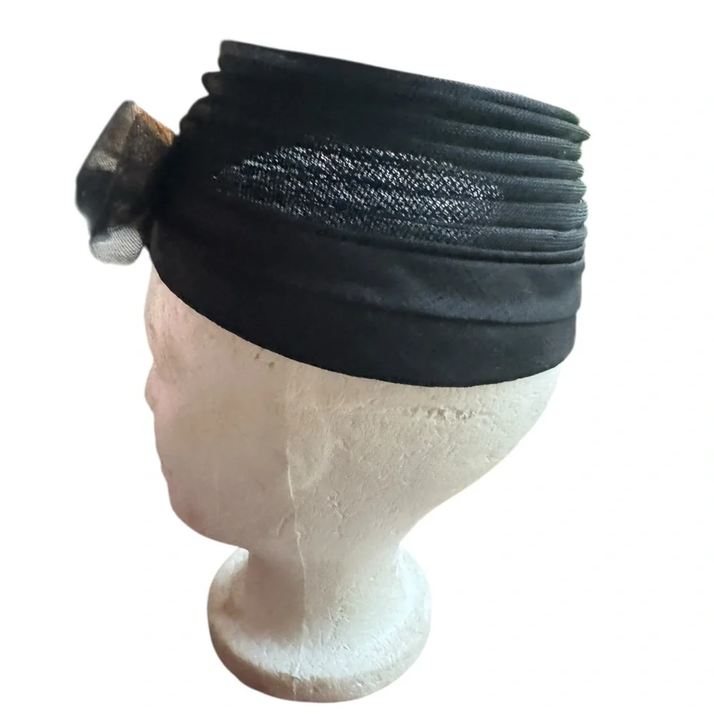 NWOT 1950s Eva Mae Modes Open Pill Box Hat‎ w/Bow Accent & Rhinestone Detail - Picture 3 of 7